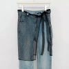 Fashionable clothing and accessories go well with other clothes and accessories Application Scenario